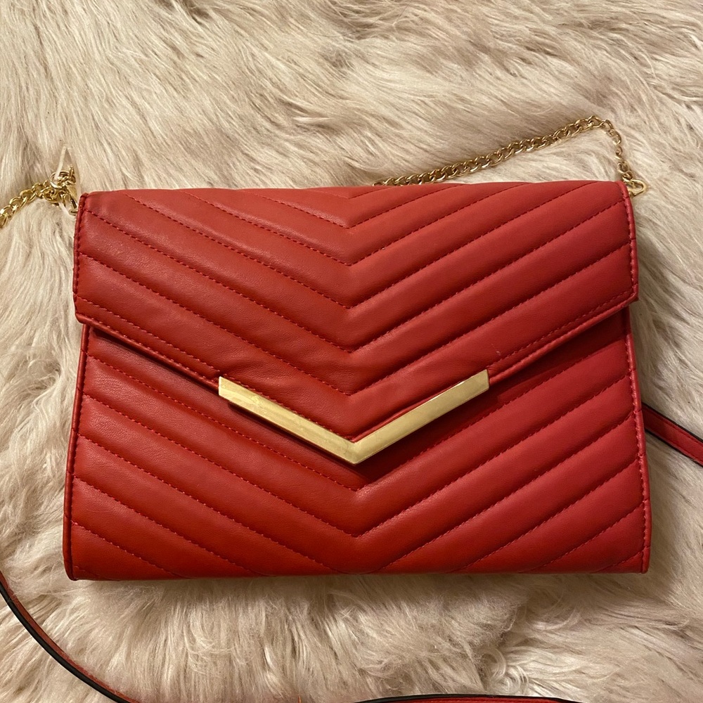 NWOT Steve Madden Red Crossbody purse